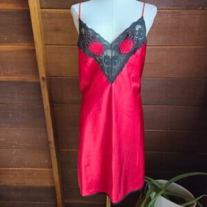 Val Mode Vintage 90s Y2K Red Satin Slip Dress M Lace Rose Appliqué USA Coquette